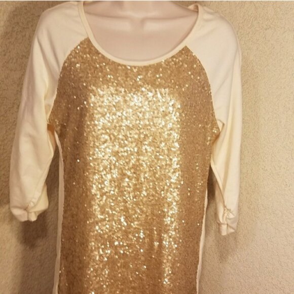 Tobi cream and gold sequin 3/4 raglan sleeve top size medium - Picture 2 of 6